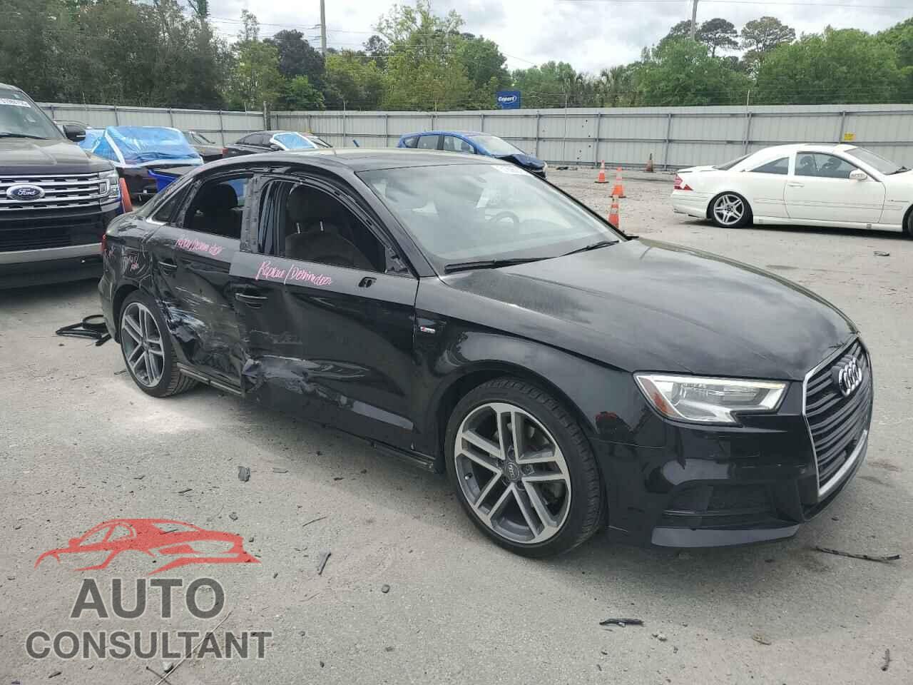 AUDI A3 2018 - WAUGUGFF8J1027477