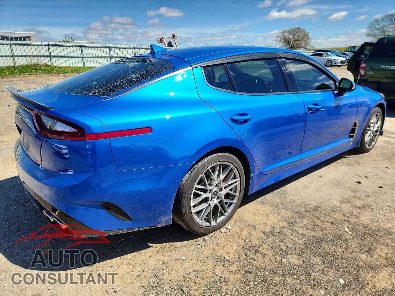 KIA STINGER 2018 - KNAE35LC5J6011815