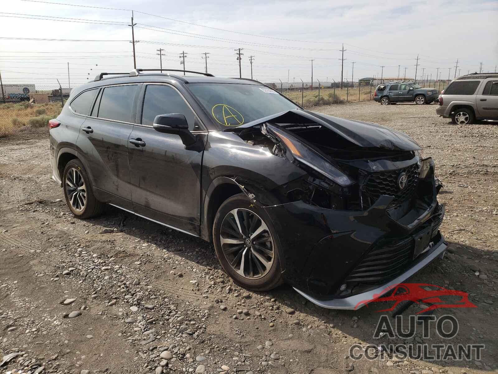 TOYOTA HIGHLANDER 2021 - 5TDJZRBH9MS061769