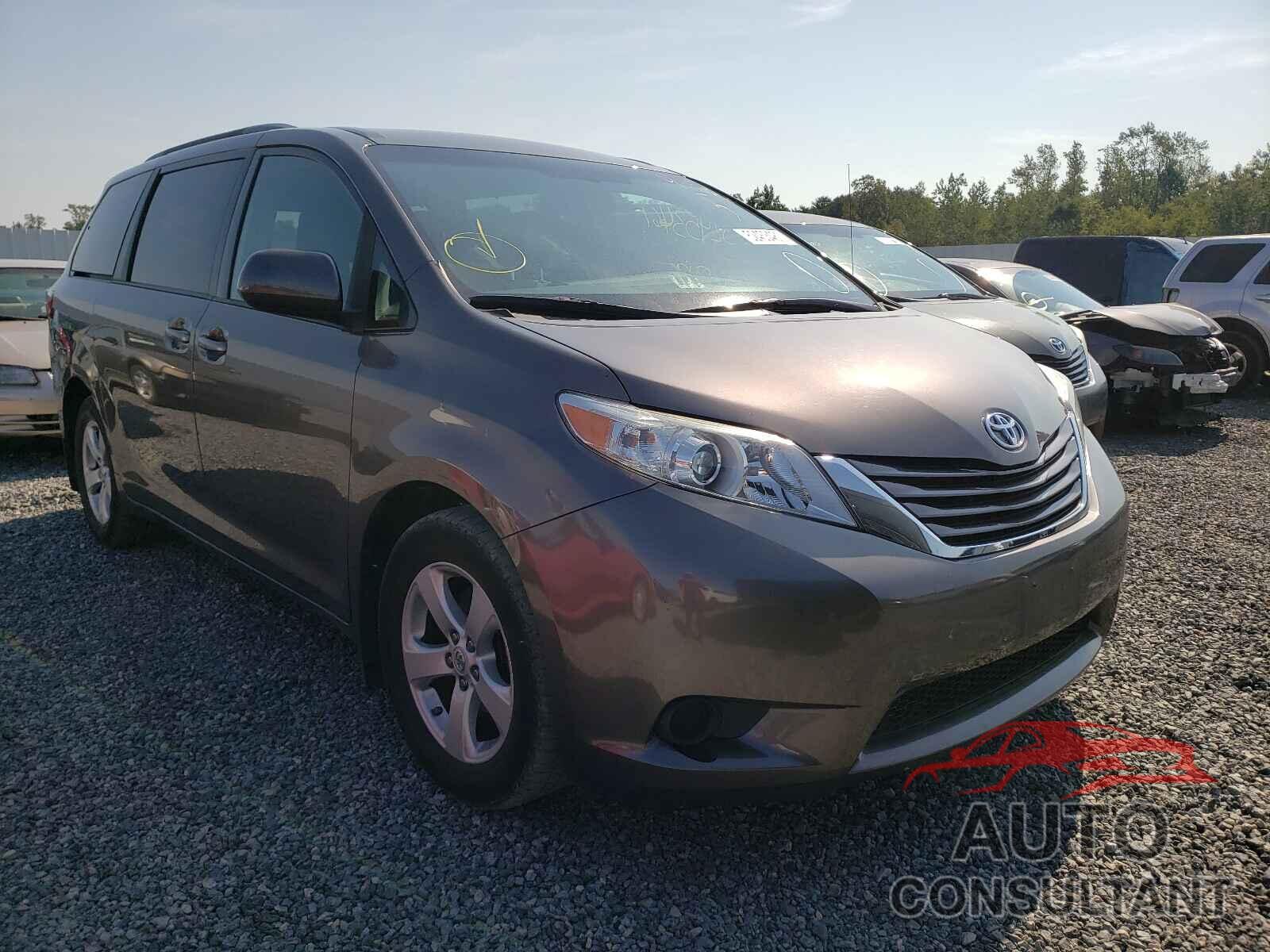 TOYOTA SIENNA 2017 - 5TDKZ3DC4HS771638