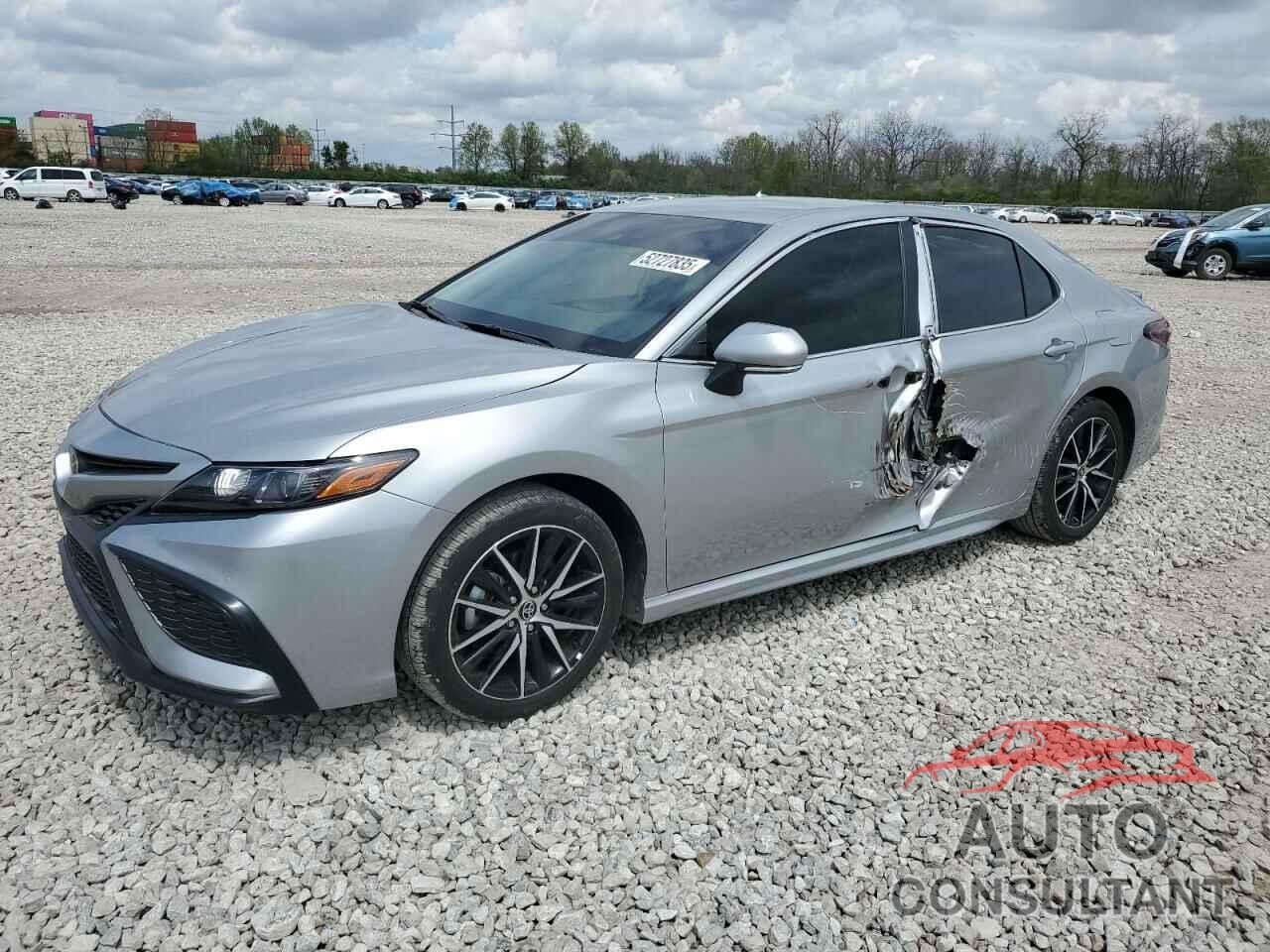 TOYOTA CAMRY 2024 - 4T1G11BK5RU112553