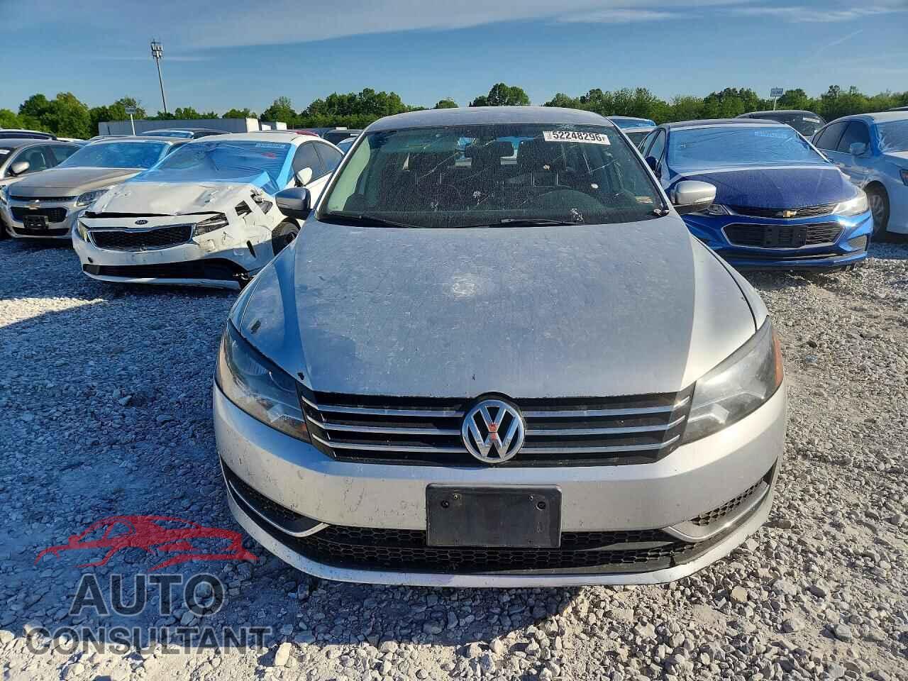 VOLKSWAGEN PASSAT 2014 - 1VWAT7A30EC075846