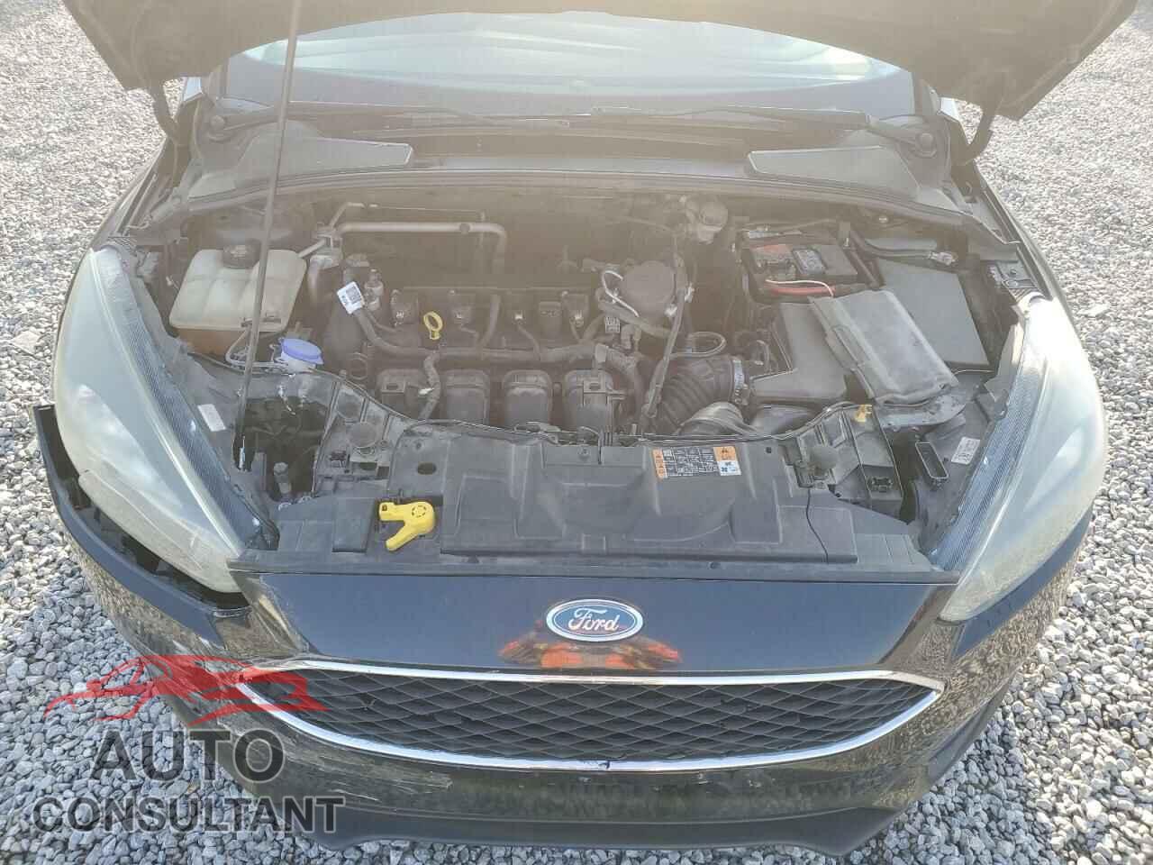 FORD FOCUS 2015 - 1FADP3F22FL270965