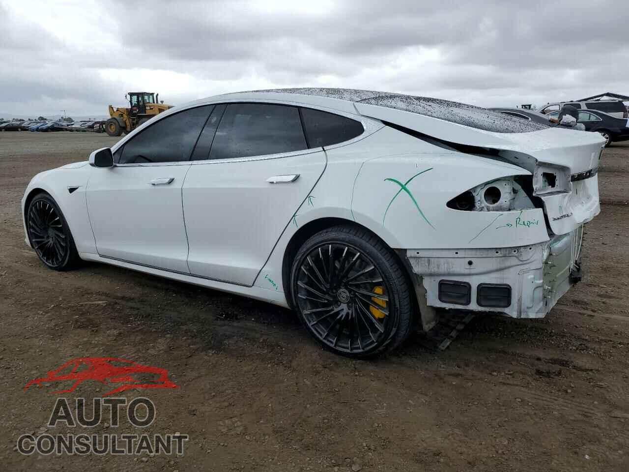 TESLA MODEL S 2018 - 5YJSA1E29JF265637