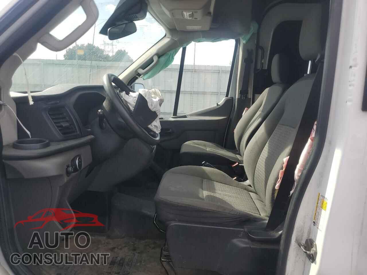 FORD TRANSIT 2020 - 1FTBR2C82LKA09271
