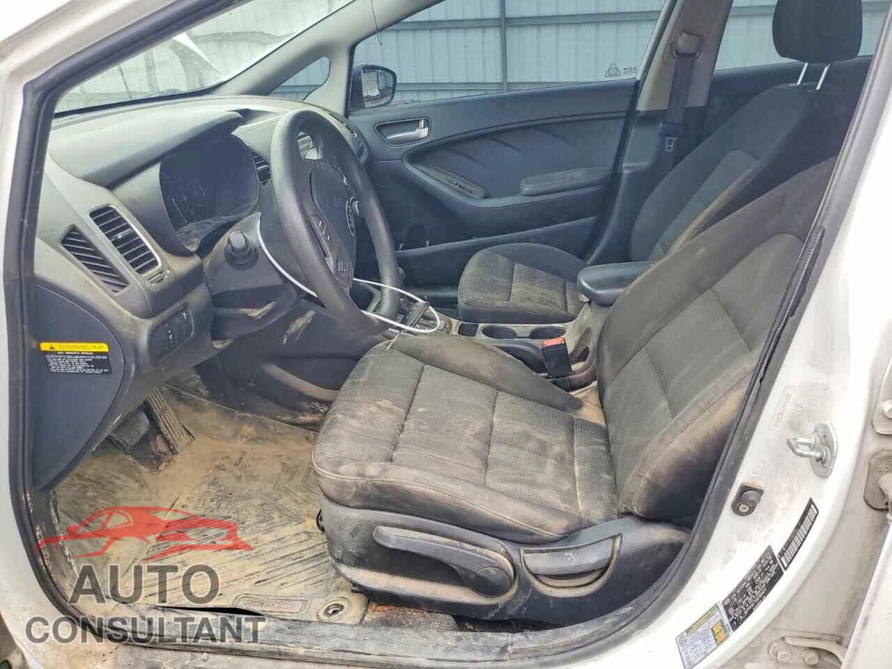 KIA FORTE 2017 - 3KPFK4A71HE086431