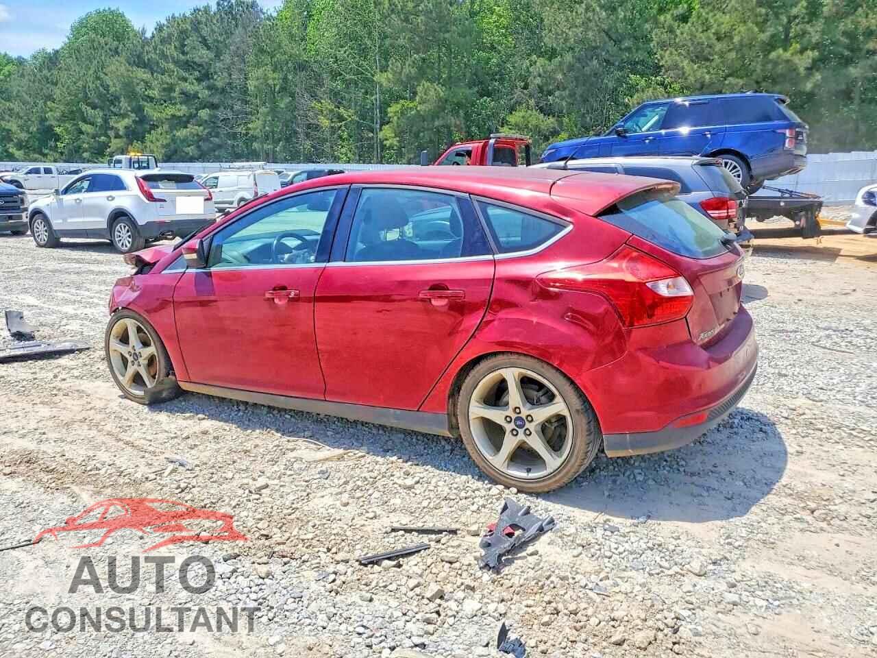 FORD FOCUS 2013 - 1FADP3N2XDL217851
