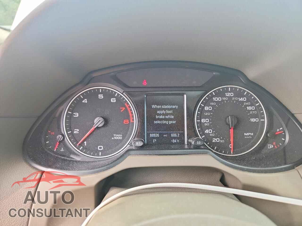 AUDI Q5 2011 - WA1DKAFP2BA009277