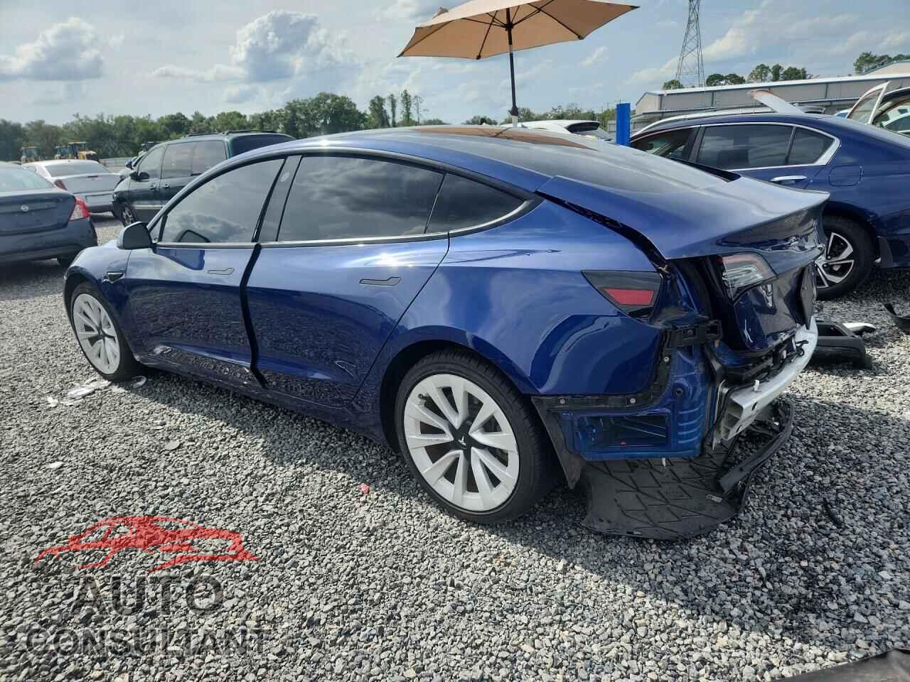 TESLA MODEL 3 2021 - 5YJ3E1EA5MF920607