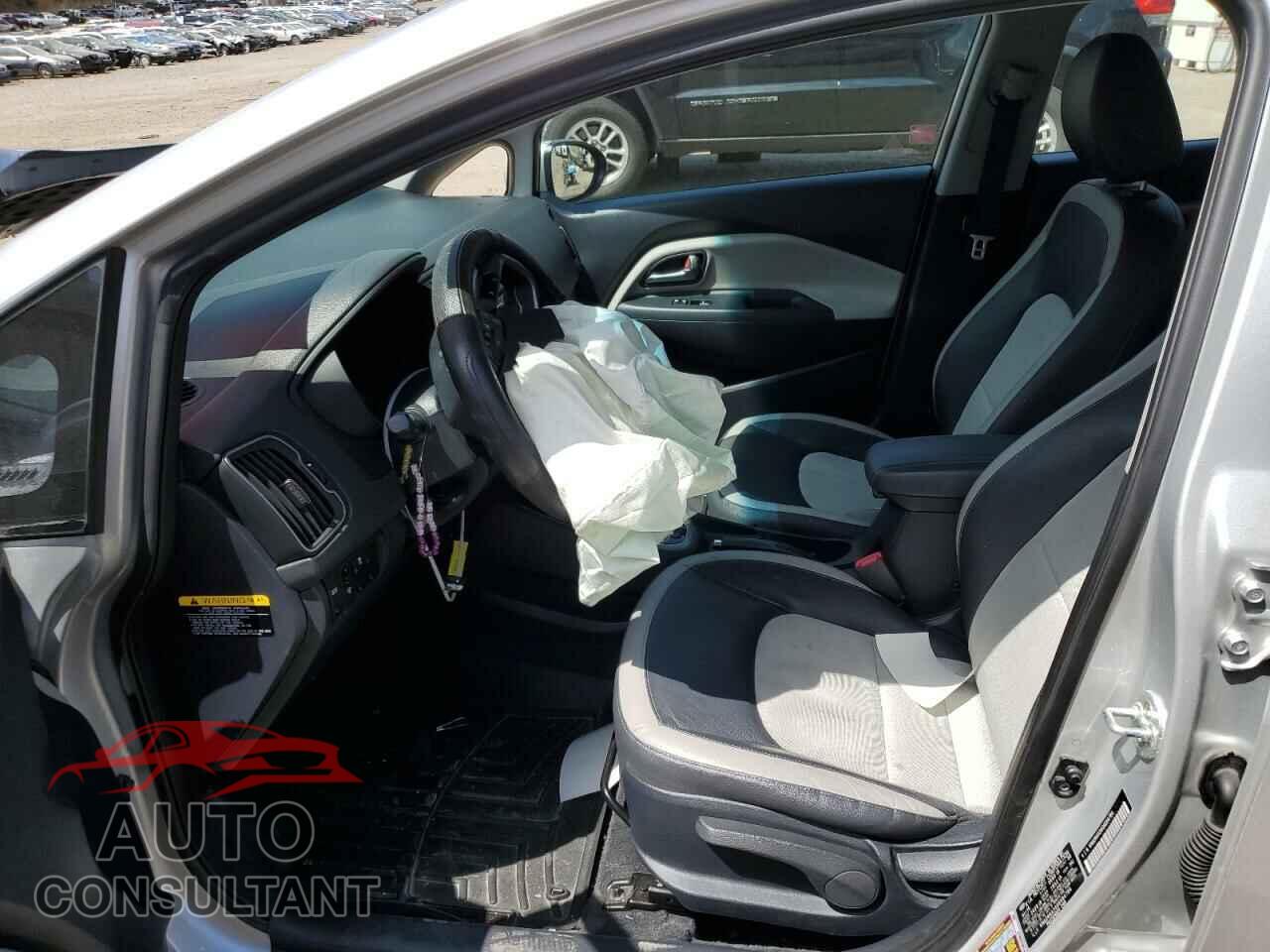 KIA RIO 2016 - KNADN4A34G6684784