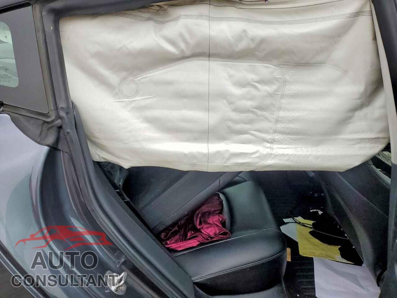 TESLA MODEL 3 2021 - 5YJ3E1EB9MF009933