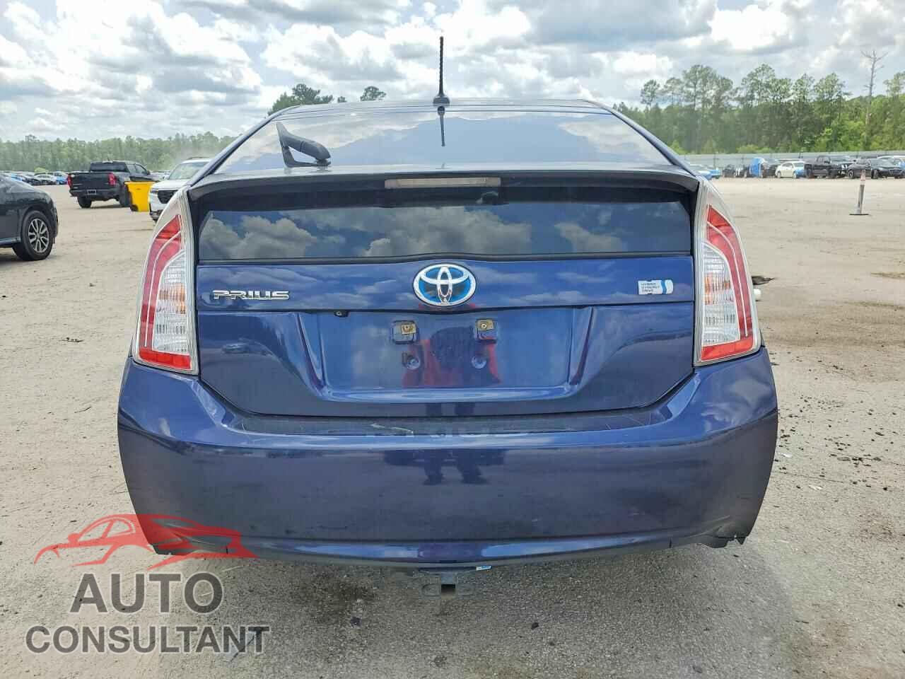 TOYOTA PRIUS 2015 - JTDKN3DU6F1948611