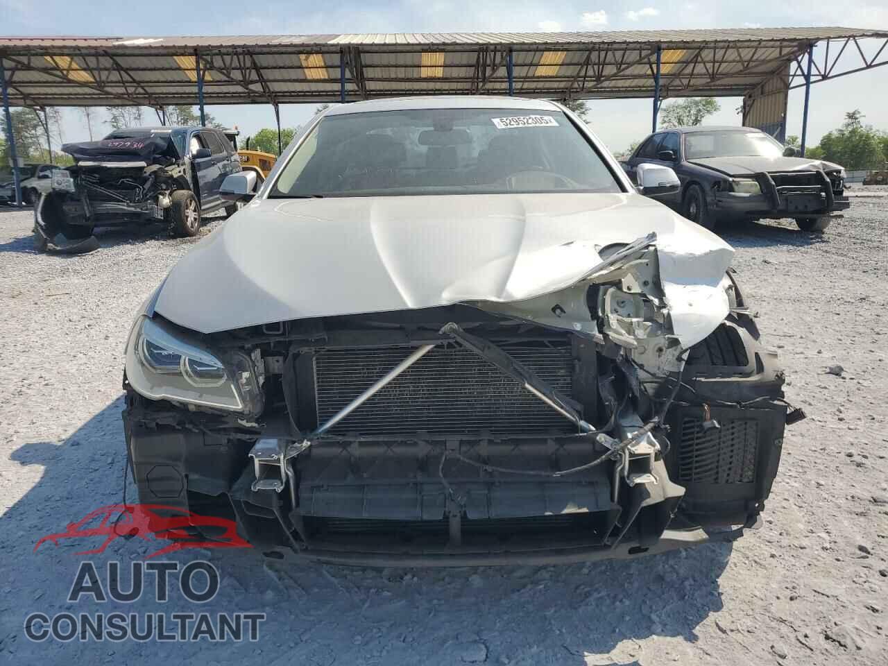 BMW 5 SERIES 2014 - WBA5B1C52ED476440
