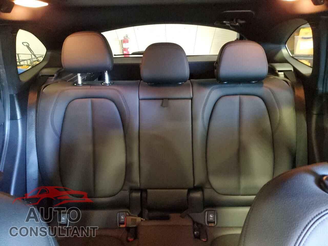 BMW X1 2017 - WBXHT3C36H5F69280