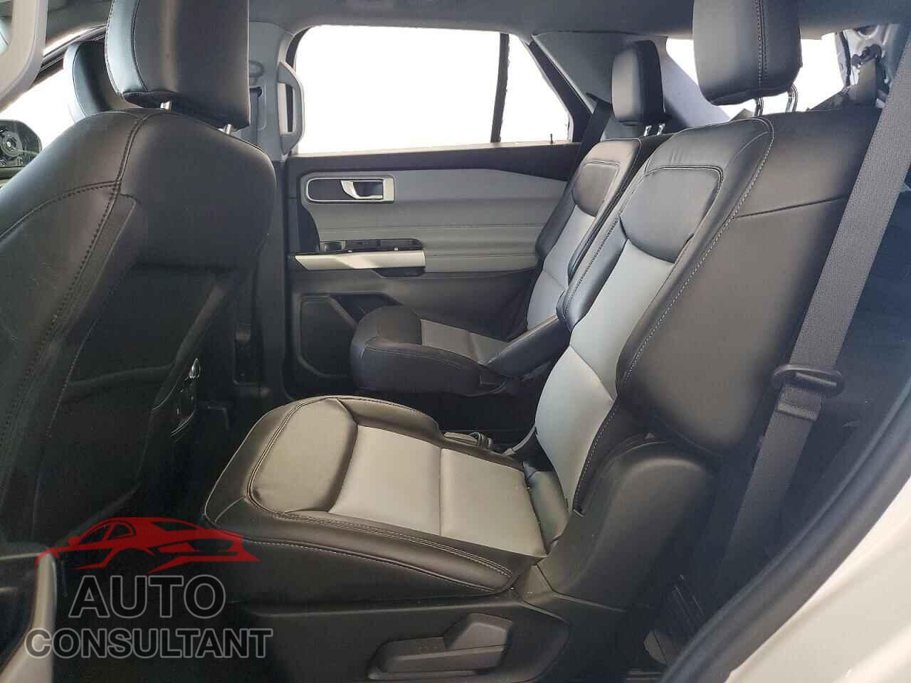 FORD EXPLORER 2023 - 1FMSK7DH4PGB75490