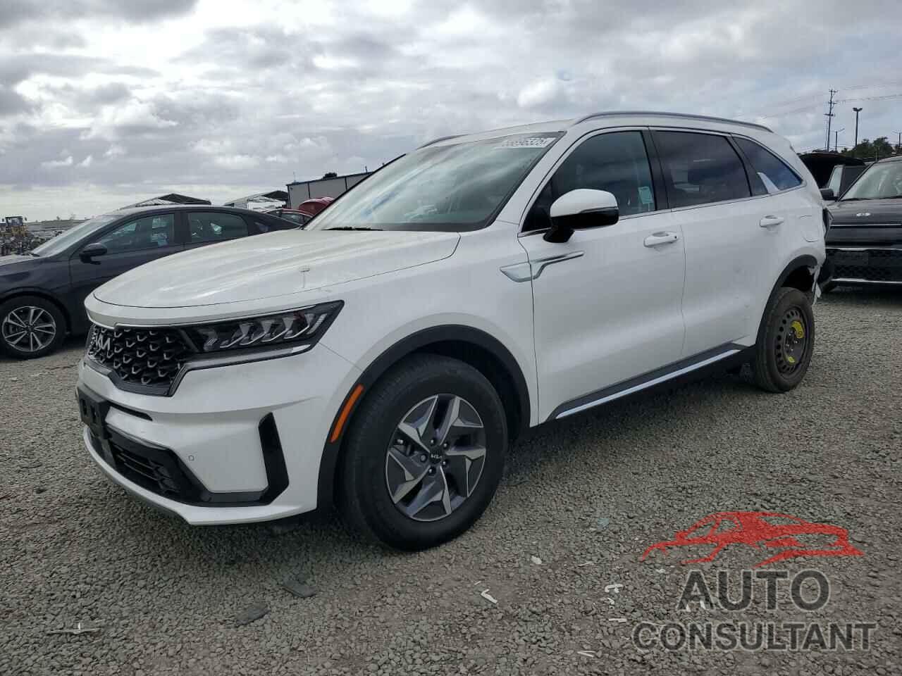 KIA SORENTO 2023 - KNDRH4LG4P5218228