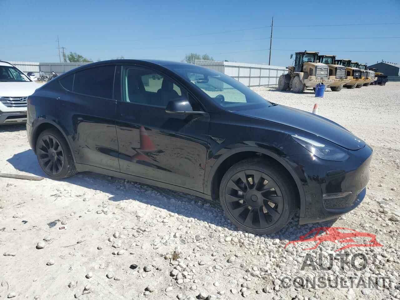 TESLA MODEL Y 2023 - 7SAYGAEEXPF709736