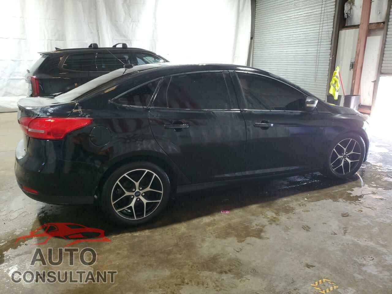 FORD FOCUS 2017 - 1FADP3H22HL251008