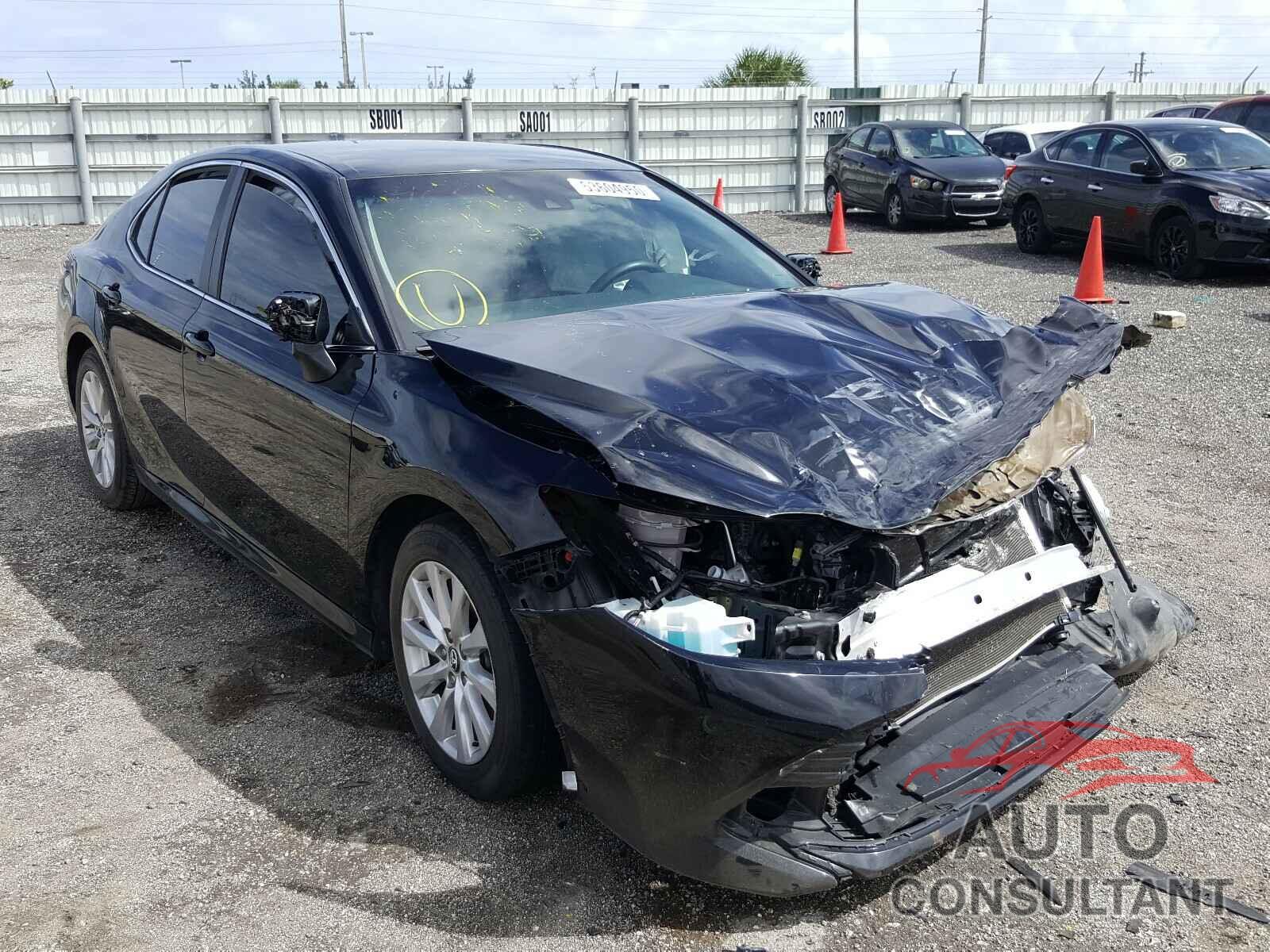 TOYOTA CAMRY 2018 - 4T1B11HK9JU012168