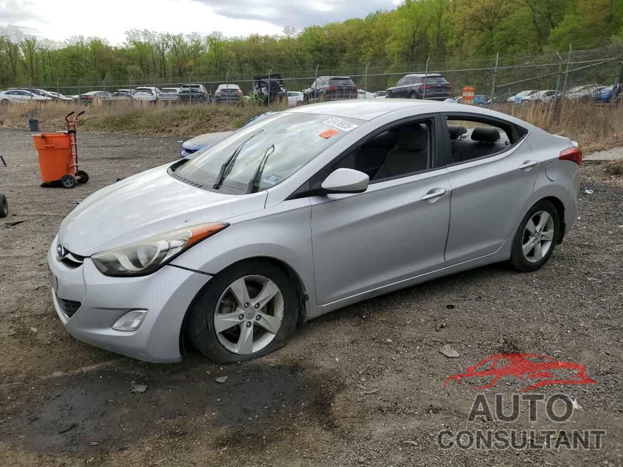 HYUNDAI ELANTRA 2013 - KMHDH4AE5DU796007