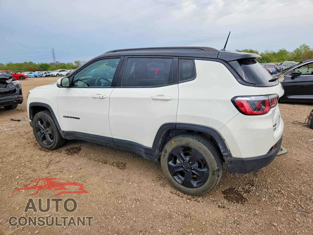 JEEP COMPASS 2018 - 3C4NJDBB5JT299210