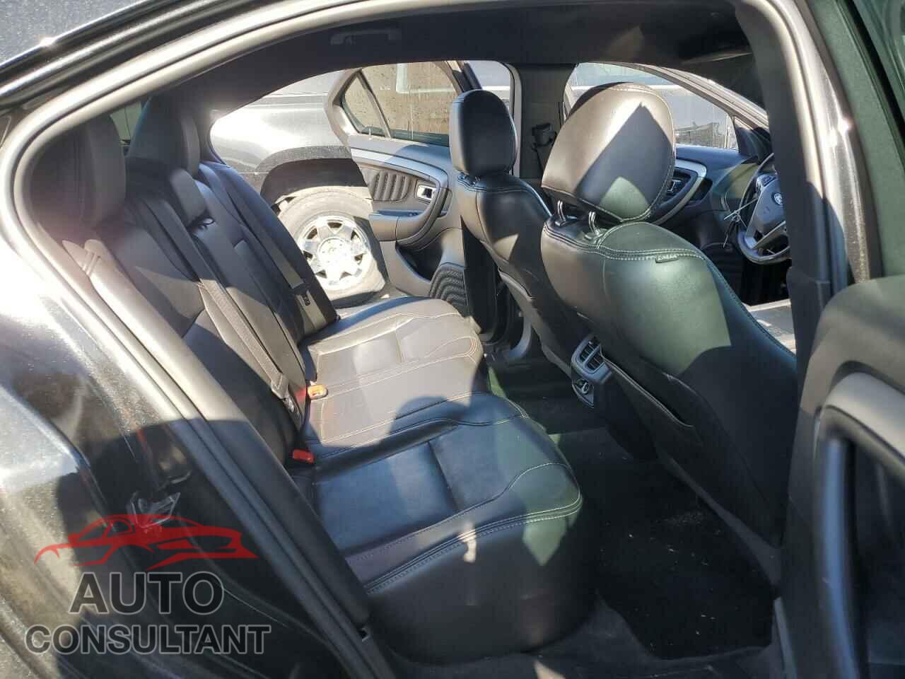 FORD TAURUS 2013 - 1FAHP2E8XDG201304