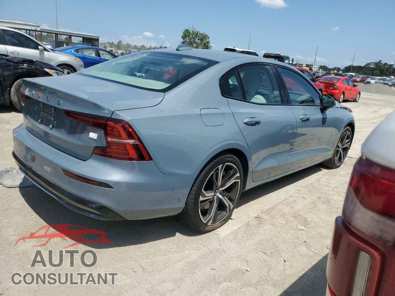 VOLVO S60 PLUS 2023 - 7JRH60FL9PG239536