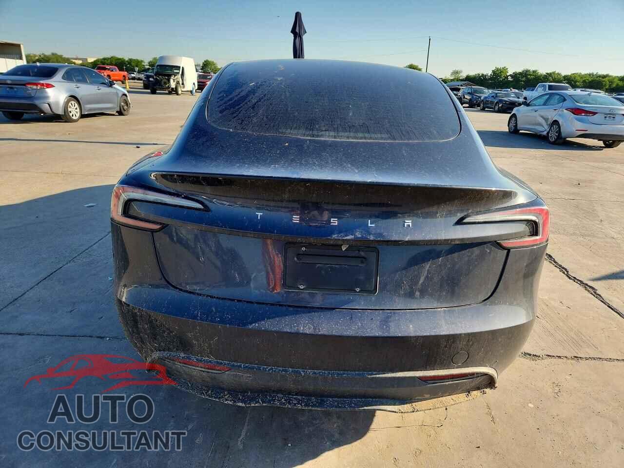 TESLA MODEL 3 2024 - 5YJ3E1EA0RF872134
