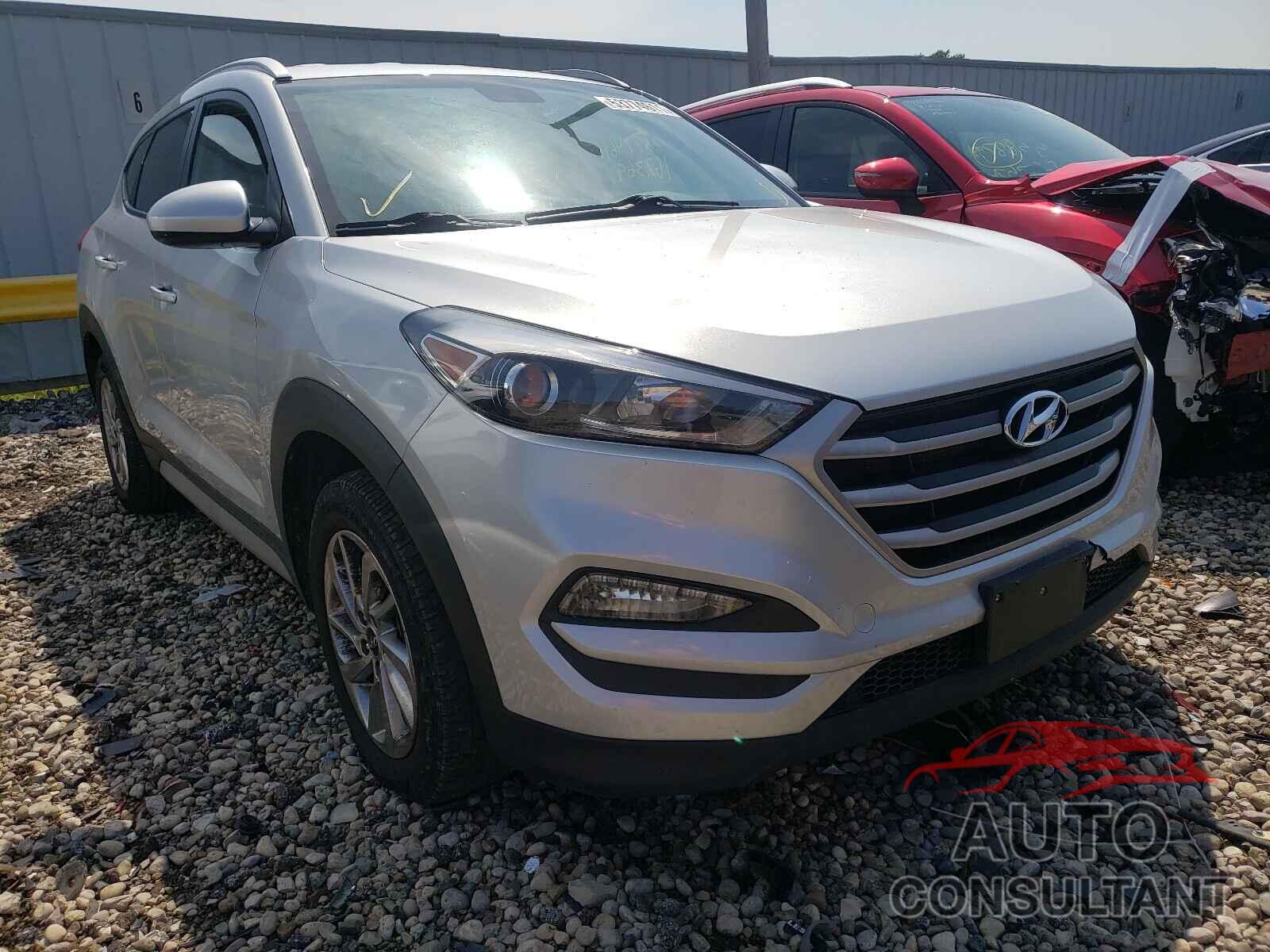 HYUNDAI TUCSON 2018 - KM8J33A49JU680176