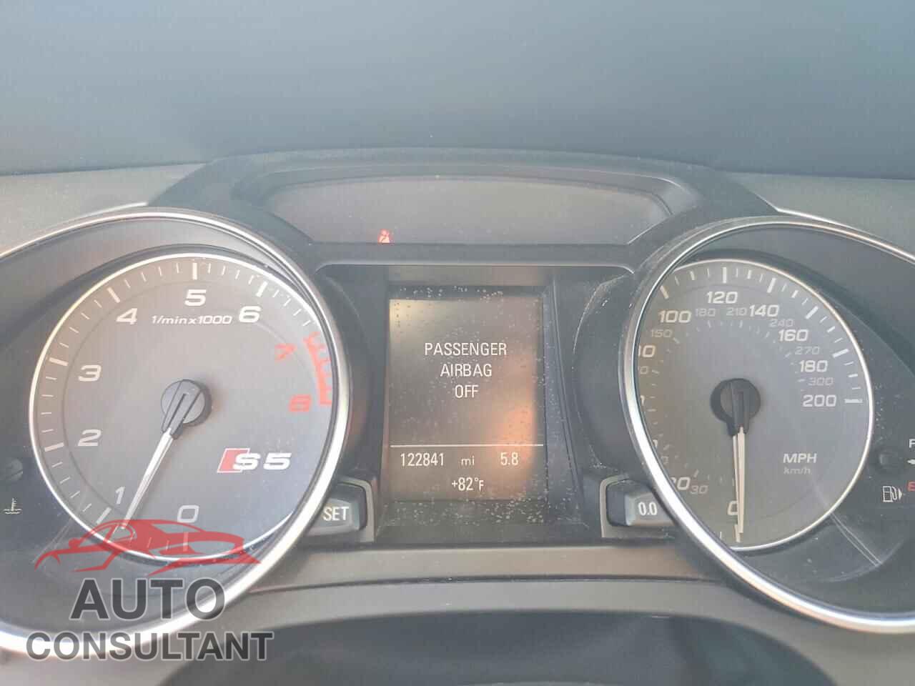 AUDI S5/RS5 2011 - WAU3VAFR0BA077391