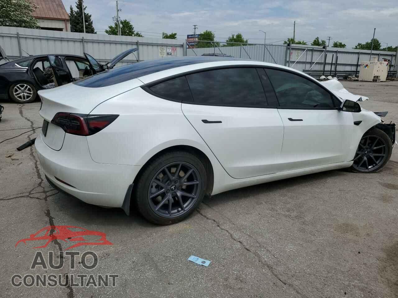 TESLA MODEL 3 2023 - 5YJ3E1EA7PF644581