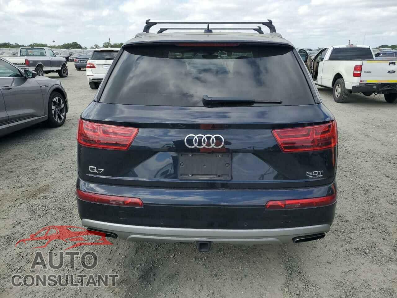 AUDI Q7 2017 - WA1VABF76HD056414