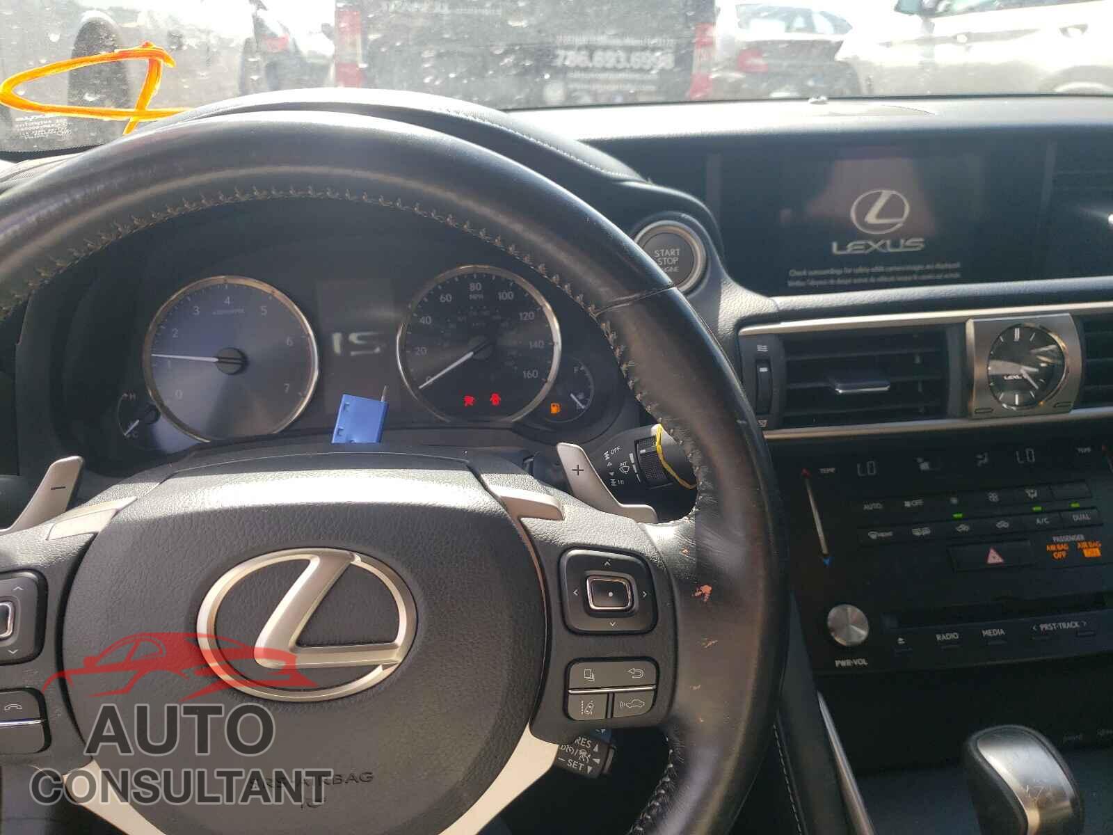 LEXUS IS 2017 - JTHBA1D24H5056768