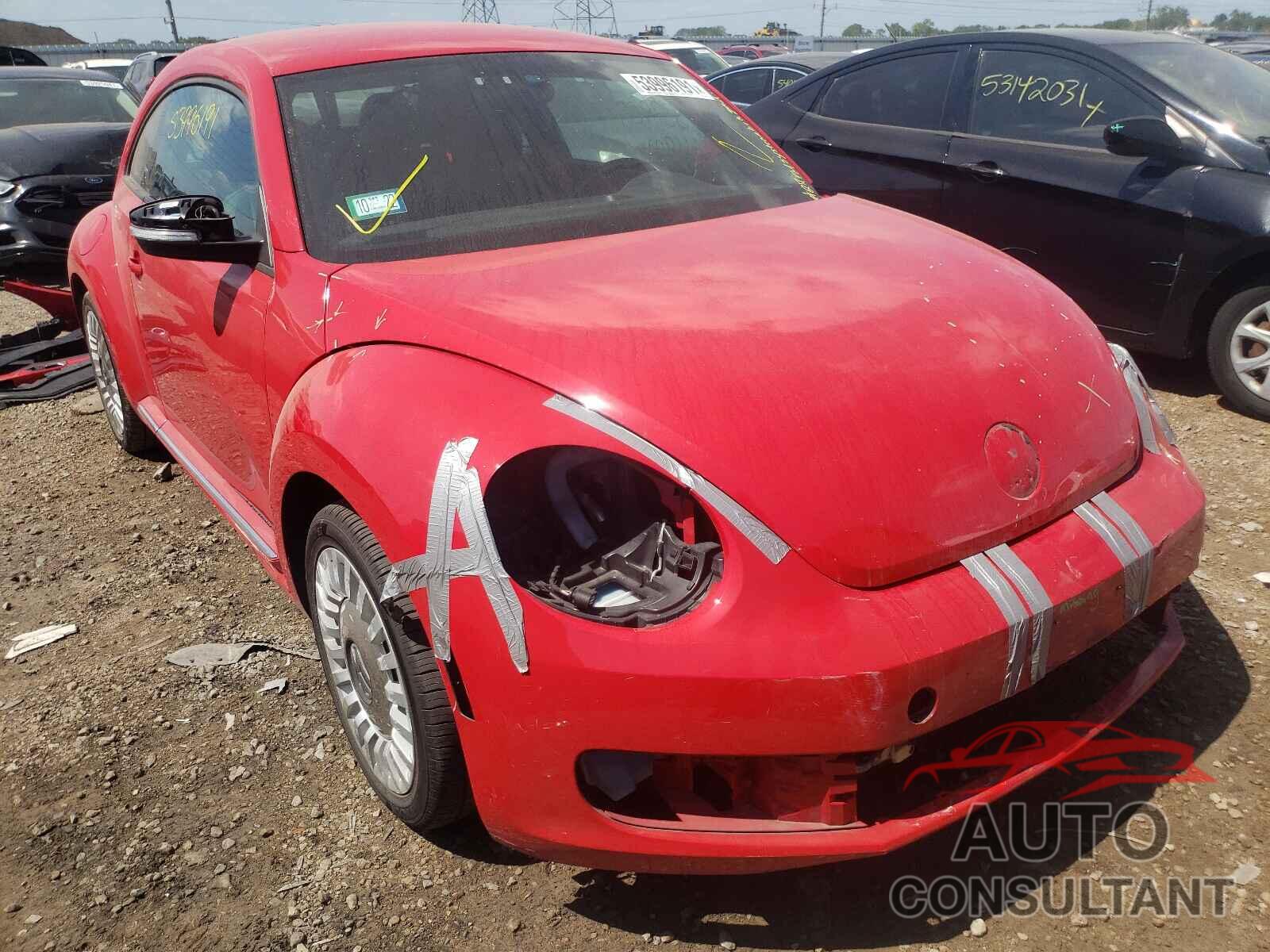 VOLKSWAGEN BEETLE 2016 - 3VWJ17AT6GM617085