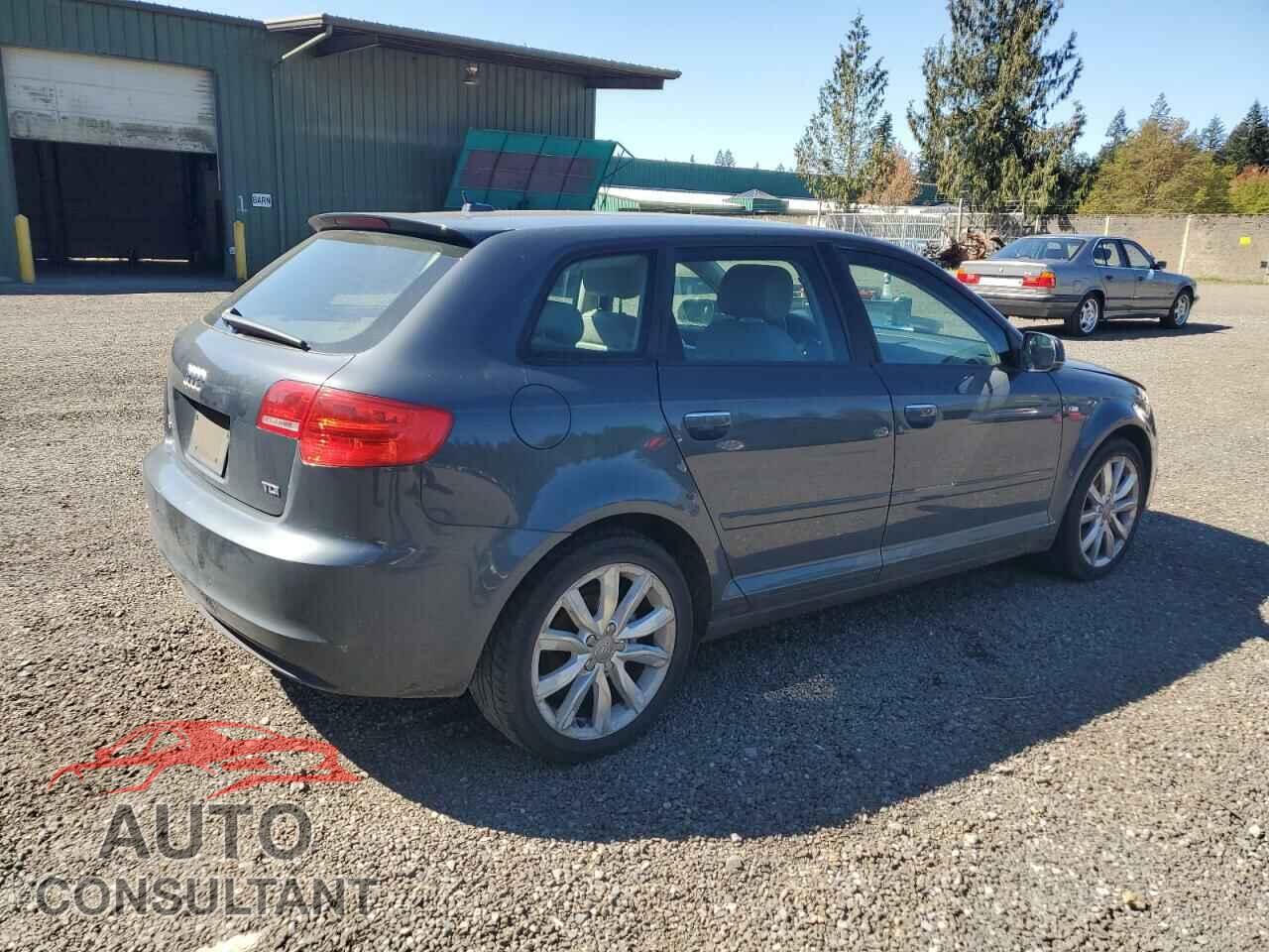 AUDI A3 2011 - WAUBJBFMXBA045601