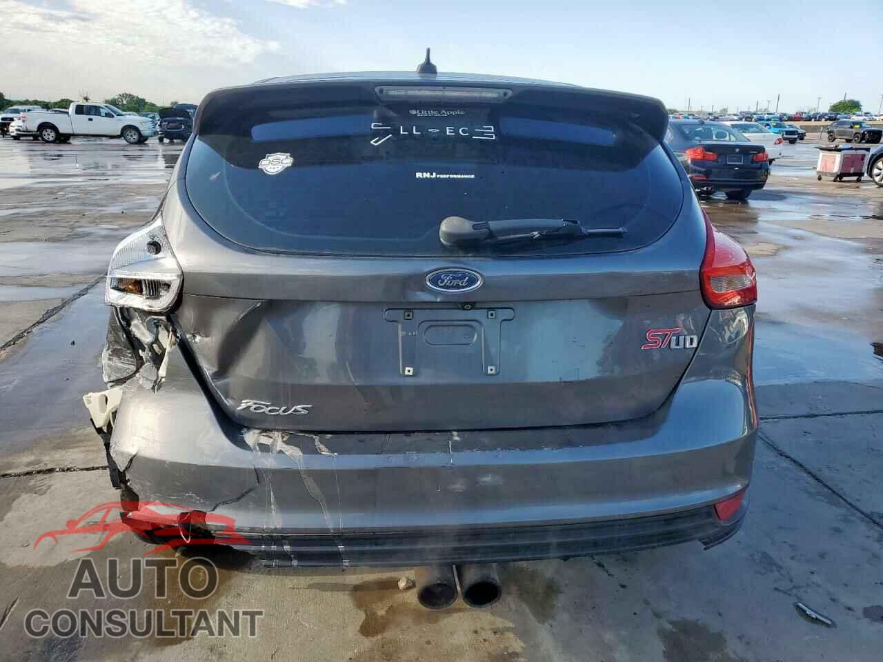 FORD FOCUS 2017 - 1FADP3L99HL334116
