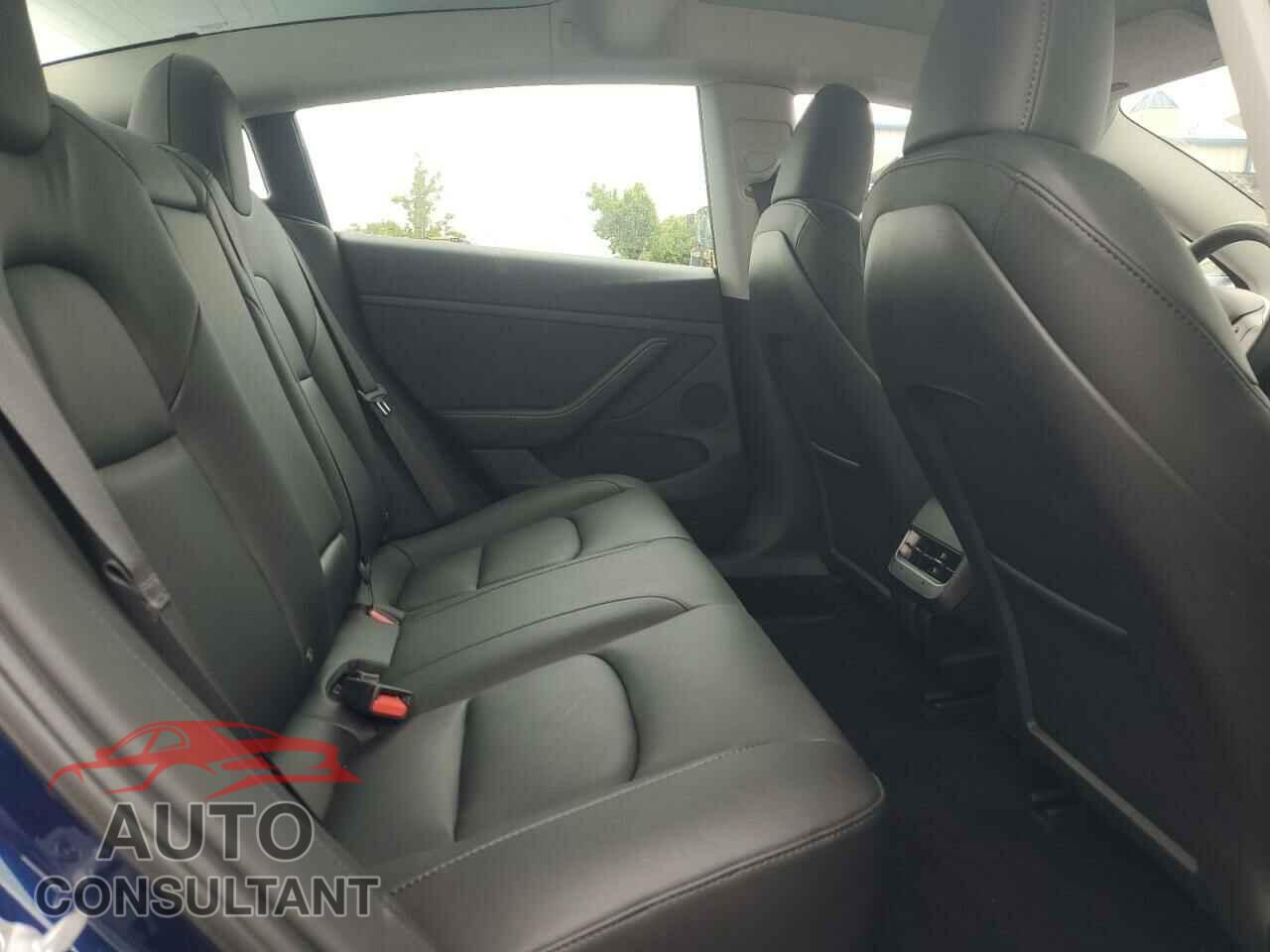 TESLA MODEL 3 2023 - 5YJ3E1EA0PF648357