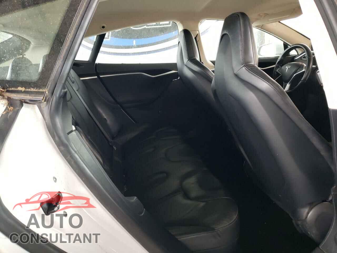 TESLA MODEL S 2013 - 5YJSA1CN1DFP14049