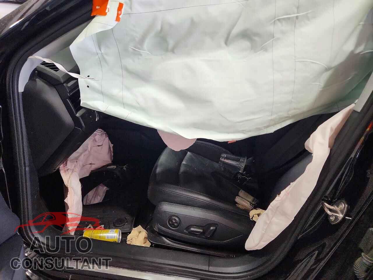 AUDI A4 2019 - WAUGMAF46KN005404