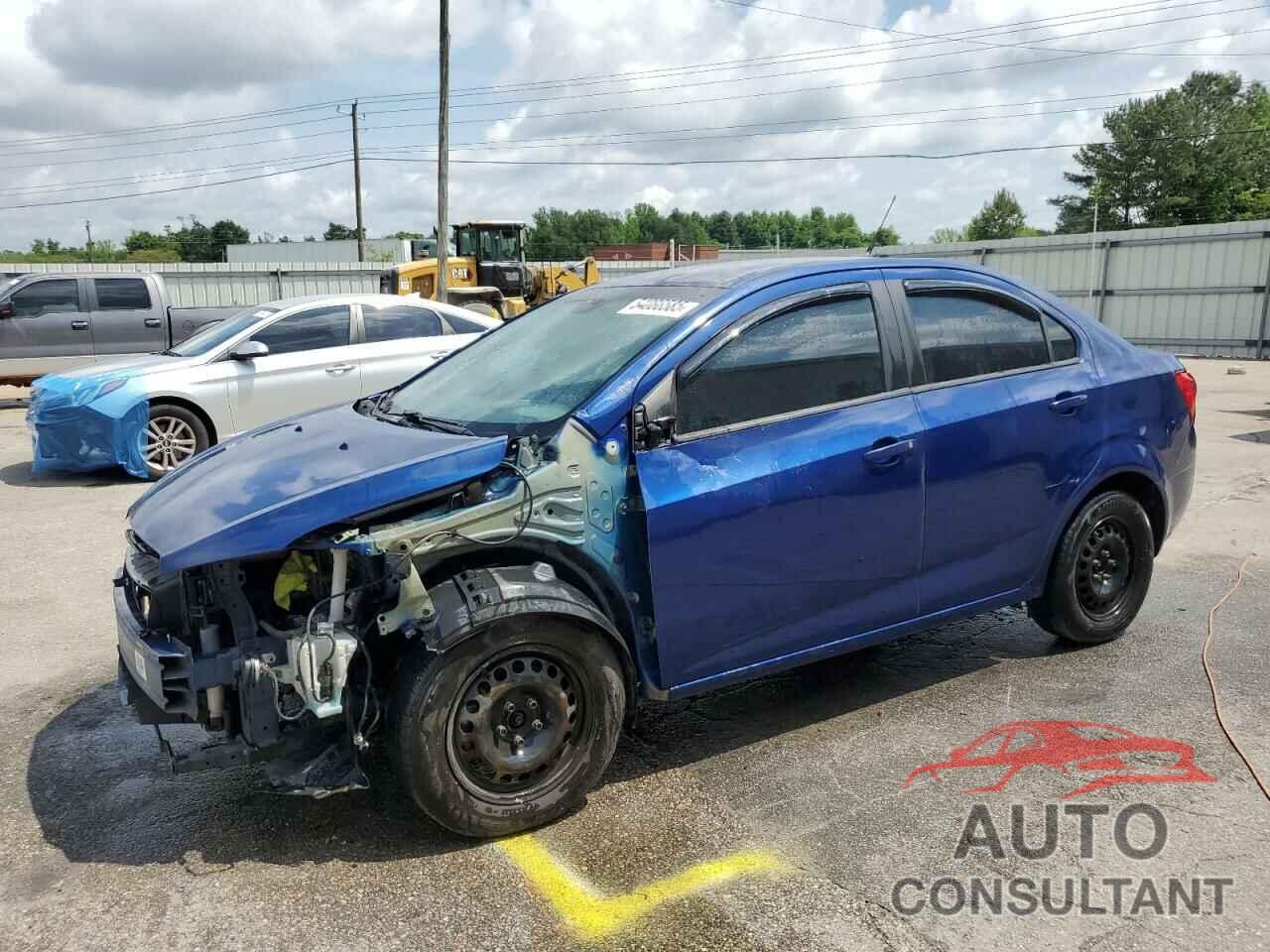CHEVROLET SONIC 2013 - 1G1JB5SH1D4131900