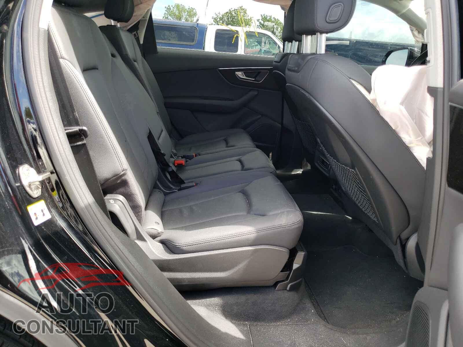 AUDI Q7 2021 - WA1LXAF72MD012579