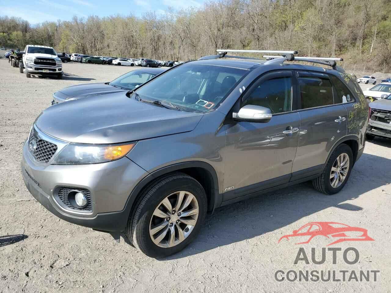 KIA SORENTO 2011 - 5XYKUDA22BG044423