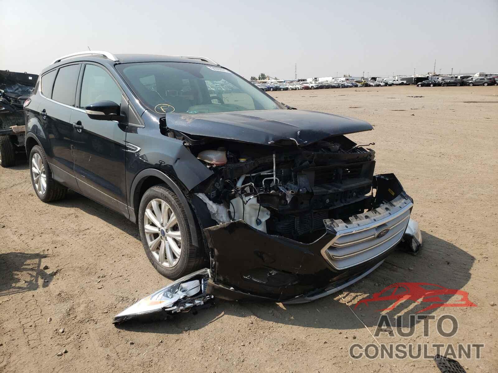FORD ESCAPE 2017 - 1FMCU9J91HUC94768