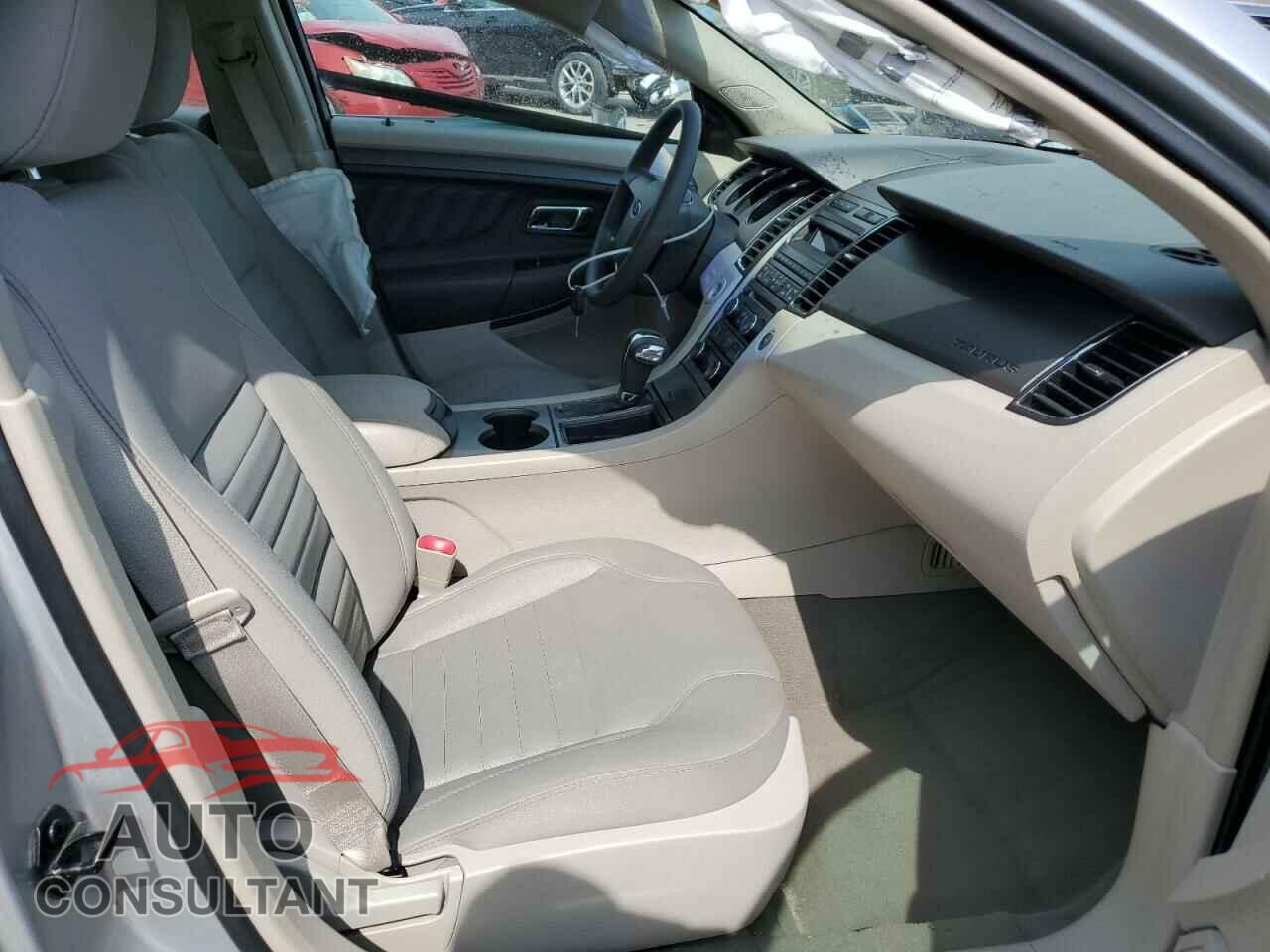 FORD TAURUS 2011 - 1FAHP2DW5BG132809