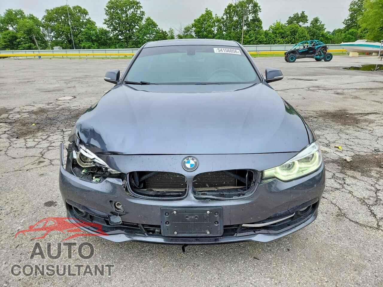 BMW 3 SERIES 2018 - WBA8D9G54JNU67842