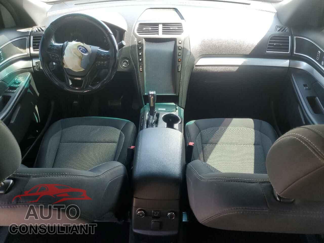 FORD EXPLORER 2017 - 1FM5K8D87HGB03414