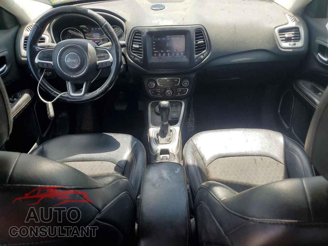 JEEP COMPASS 2019 - 3C4NJDBB2KT670051