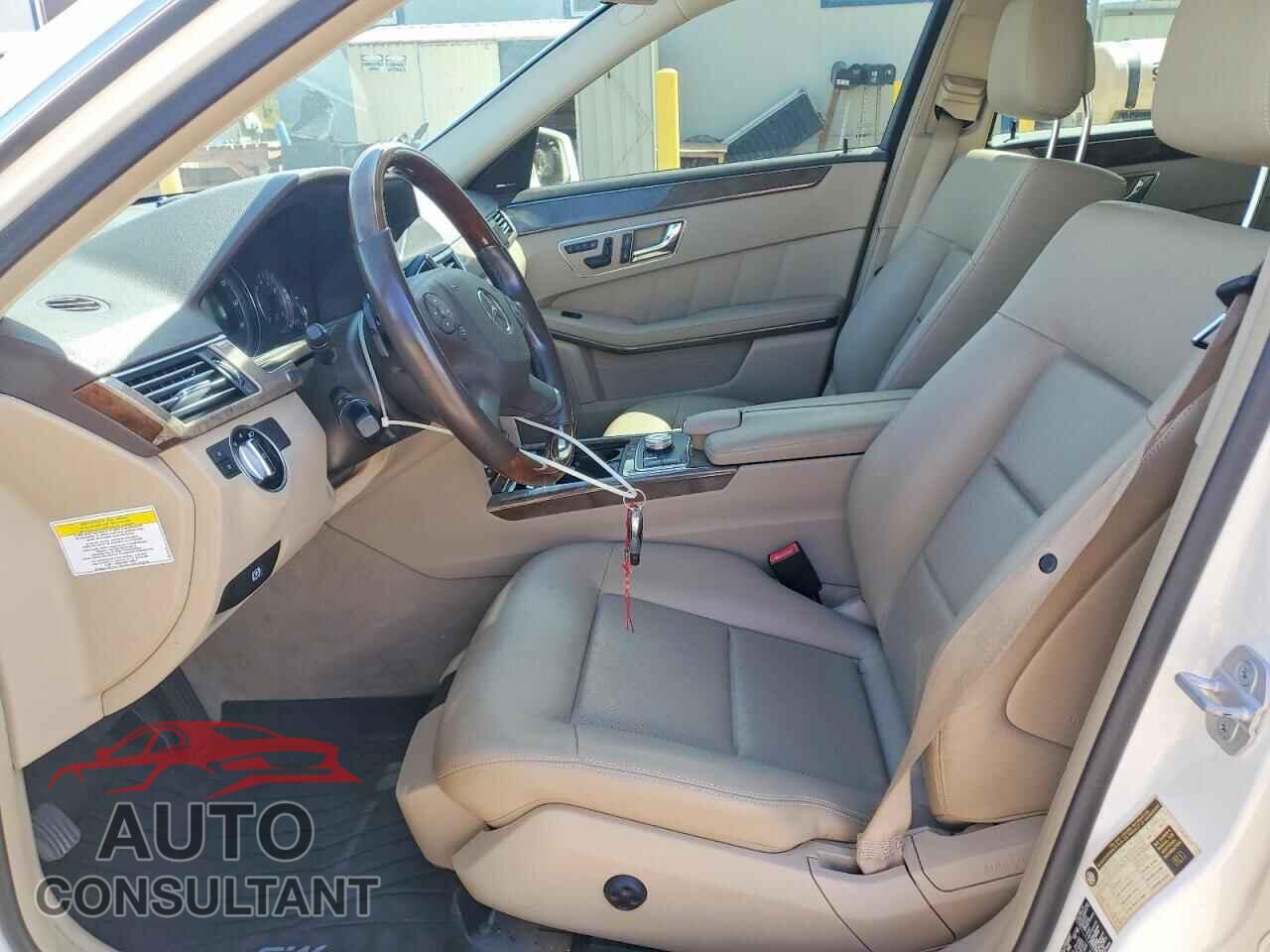 MERCEDES-BENZ E-CLASS 2011 - WDDHF5GB7BA379829