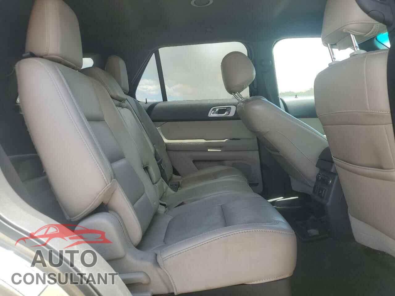 FORD EXPLORER 2013 - 1FM5K7F85DGA34482