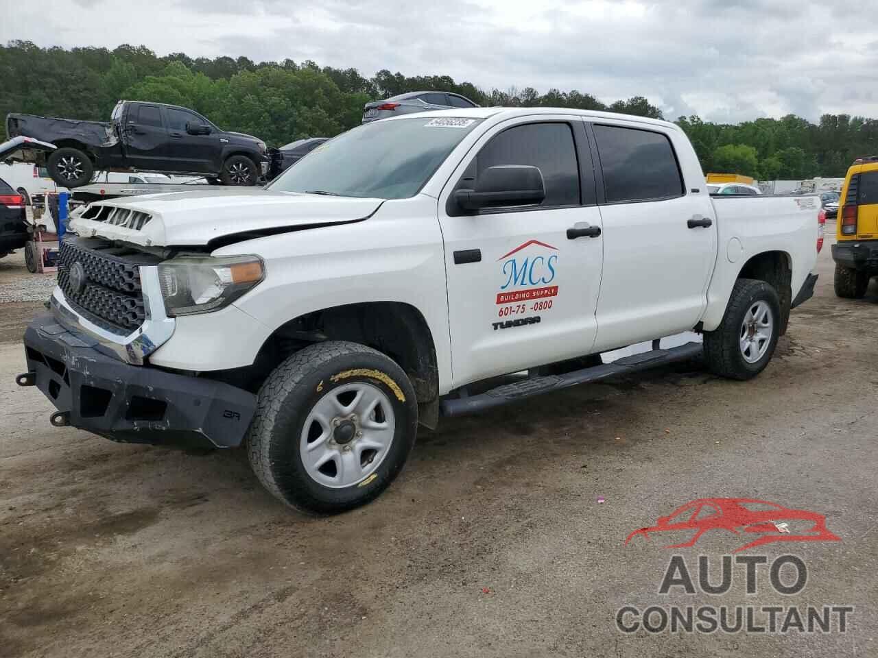 TOYOTA TUNDRA 2019 - 5TFDW5F13KX856867